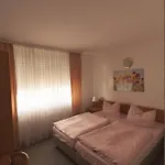G & L Hotel 3*