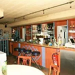 G & L Hotel